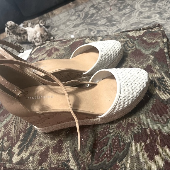 Maurice’s strappy wedges!  Off white or cream color and tan. Size 7.5 - Picture 2 of 3